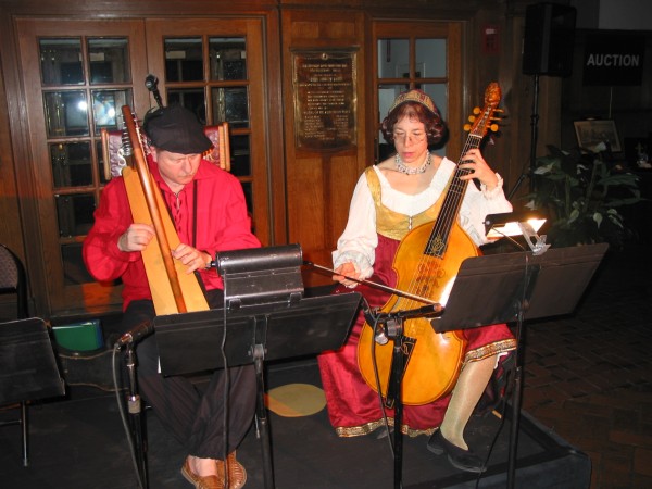 Elizabethan Night 003 (600 x 450).jpg